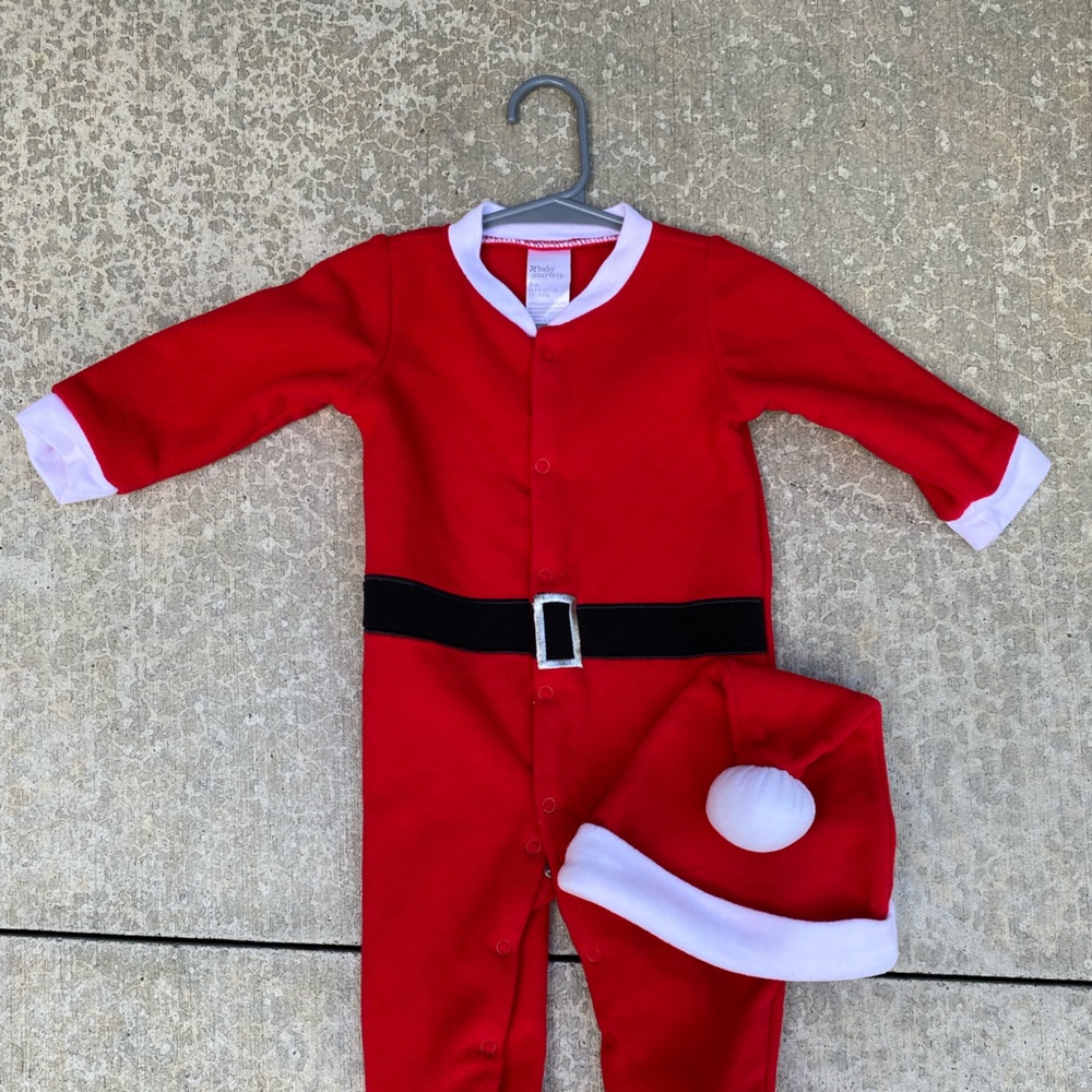 Santa onesie with matching Santa hat.